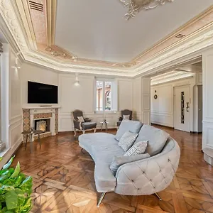 Bmga L Viapaola43 Palace Luxury Penthouse 2bdr Rome