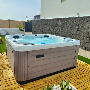Gabriel Villa Costa Teguise
